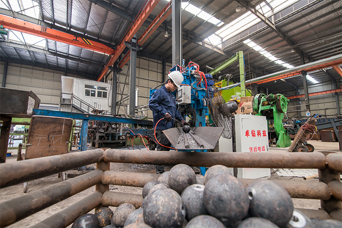 信阳网架配件-螺栓球加工车间